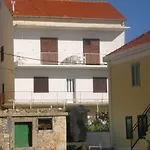 Lägenhet Guzela Primošten