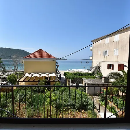 Guzela Apartman Primosten